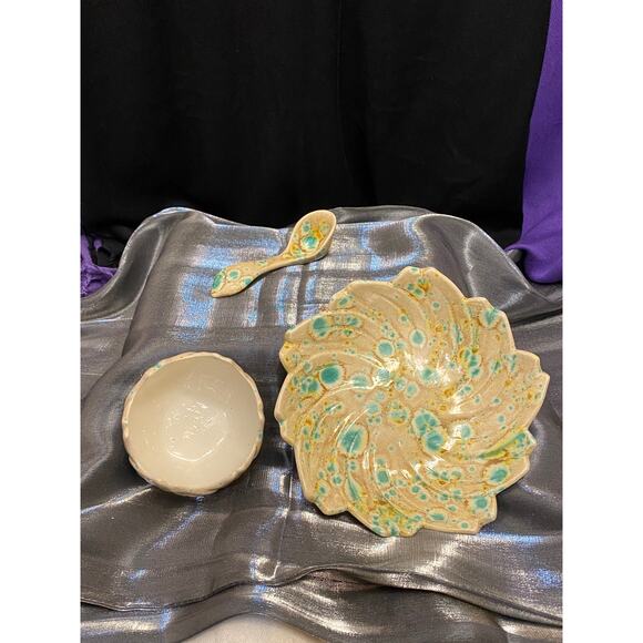 Handmade, Art Pottery Condiment Serving Set, Three (3) pieces Trippy Hippie  EUC - Picture 3 of 10